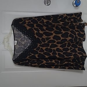 EUC Bibi Brand. Women's Lightweight Sweater.